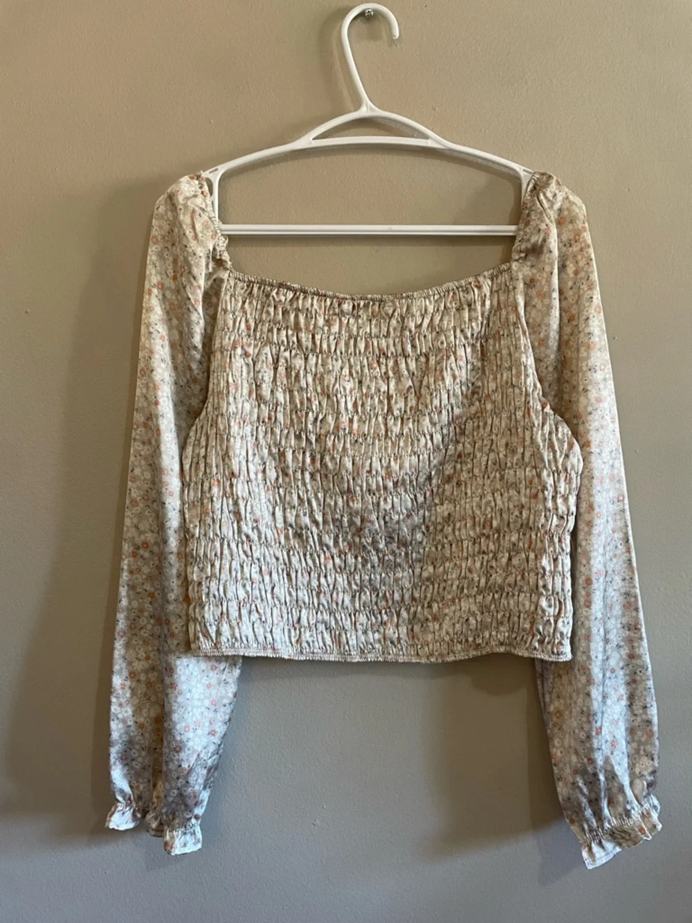 Monteau Los Angeles Cream Floral Smocked Square-Neck Blouse – Size XL EUC - Picture 13 of 16
